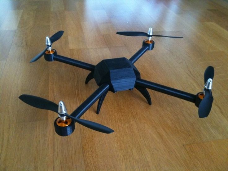 The frame of this quadcopter was created with a 3D printer (Photo: swepet/Thingi...