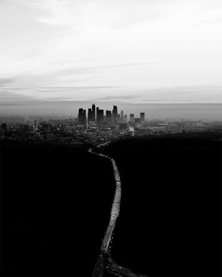 Dylan Schwartz Captures Stunning Sky-High Photos of Los Angeles #inspiration #ph...