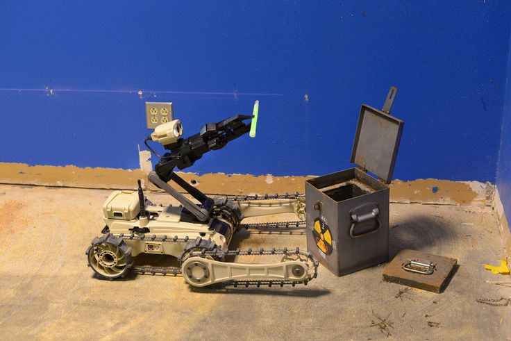 Bomb squads from across the country saddled up their robots and duked it out at ...