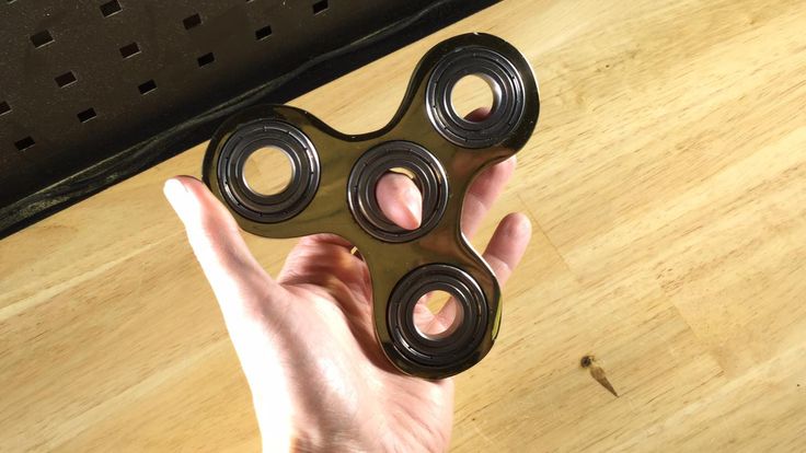Check this awesome home casted Fidget Spinner ! You can win it !