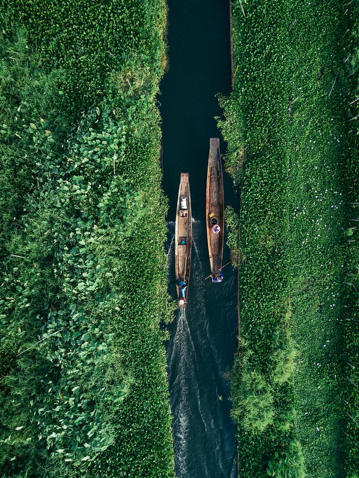 Le lac Inle de Birmanie et son trafic fluvial vus du ciel par Dimitar Karanikolov