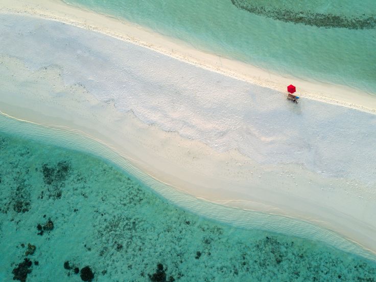 Picture of a beach on the South Ari Atoll, Maldives