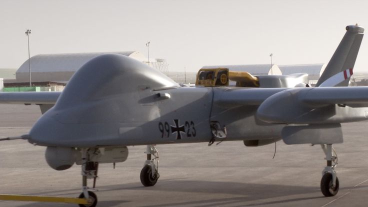 Die Aufklärungsdrohne Heron. The Luftwaffe reconnaissance drone Heron in Afghan...