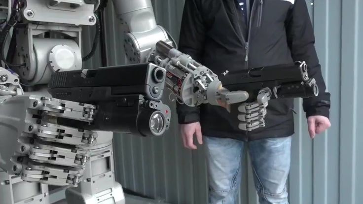 Russia Made a Robot Gunslinger