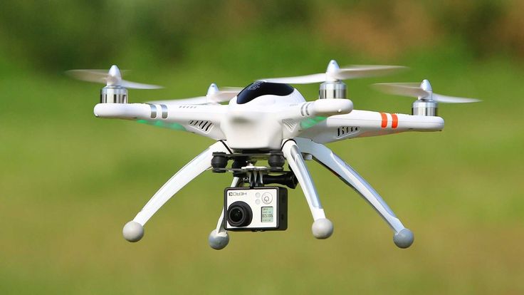 Ghana: Faire voler un Drone sans permis est passible de 30 ans de prison Plus de découvertes sur Drone Trend.fr #drone #uav #robot
