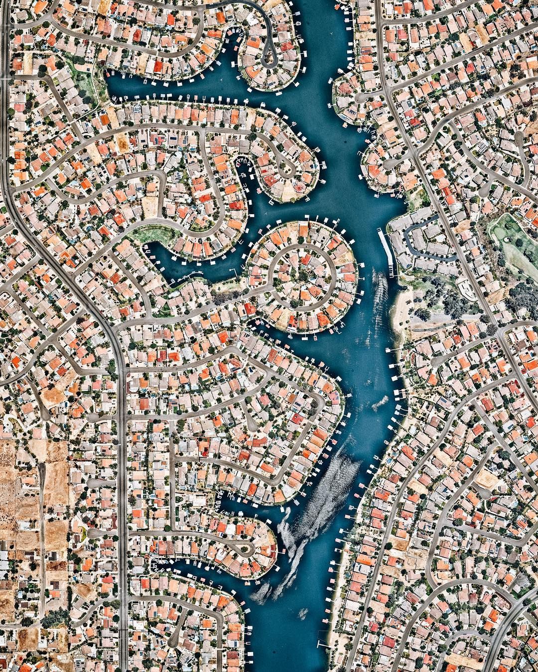 Daily Overview on Instagram: “Canyon Lake is a city and gated community in southern California, with a population of slightly more than 11,000 people. Constructed as a…”