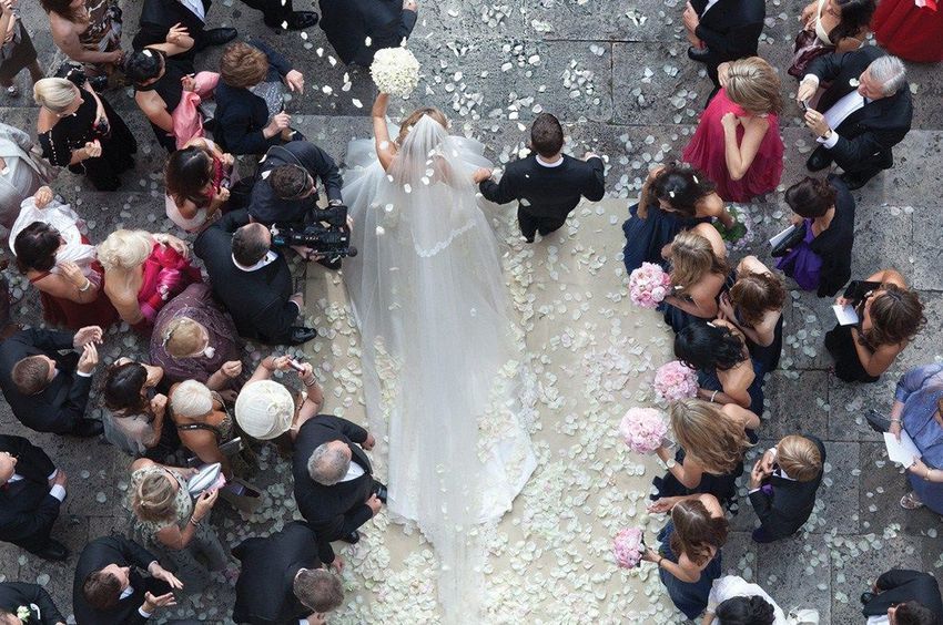15 beautiful wedding photos taken by drones