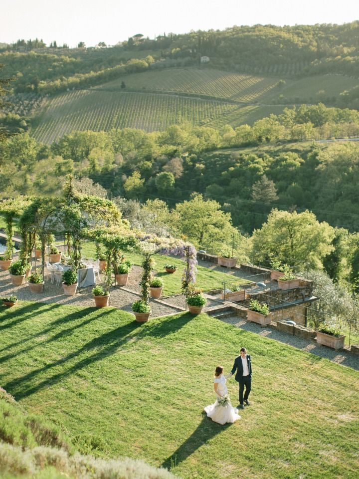 Opulent Blue and Gold Wedding Ideas From Tuscany